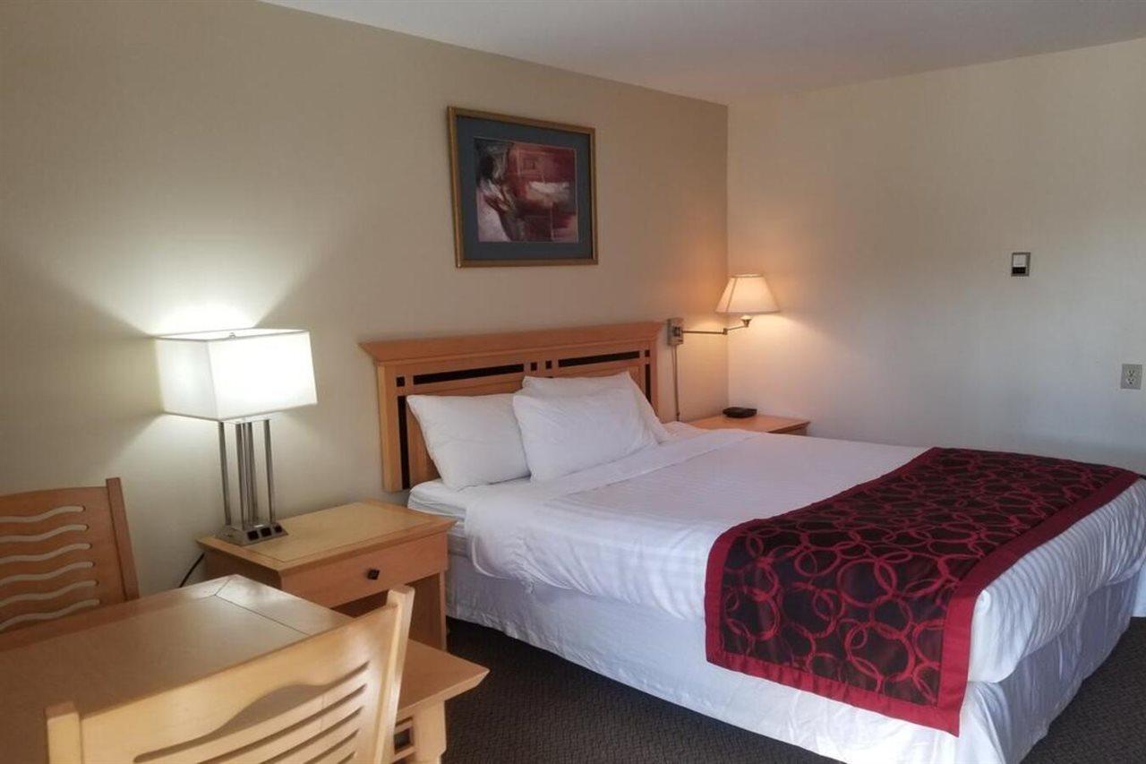 Canada'S Best Value Desert Inn & Suites Cache Creek Exteriér fotografie