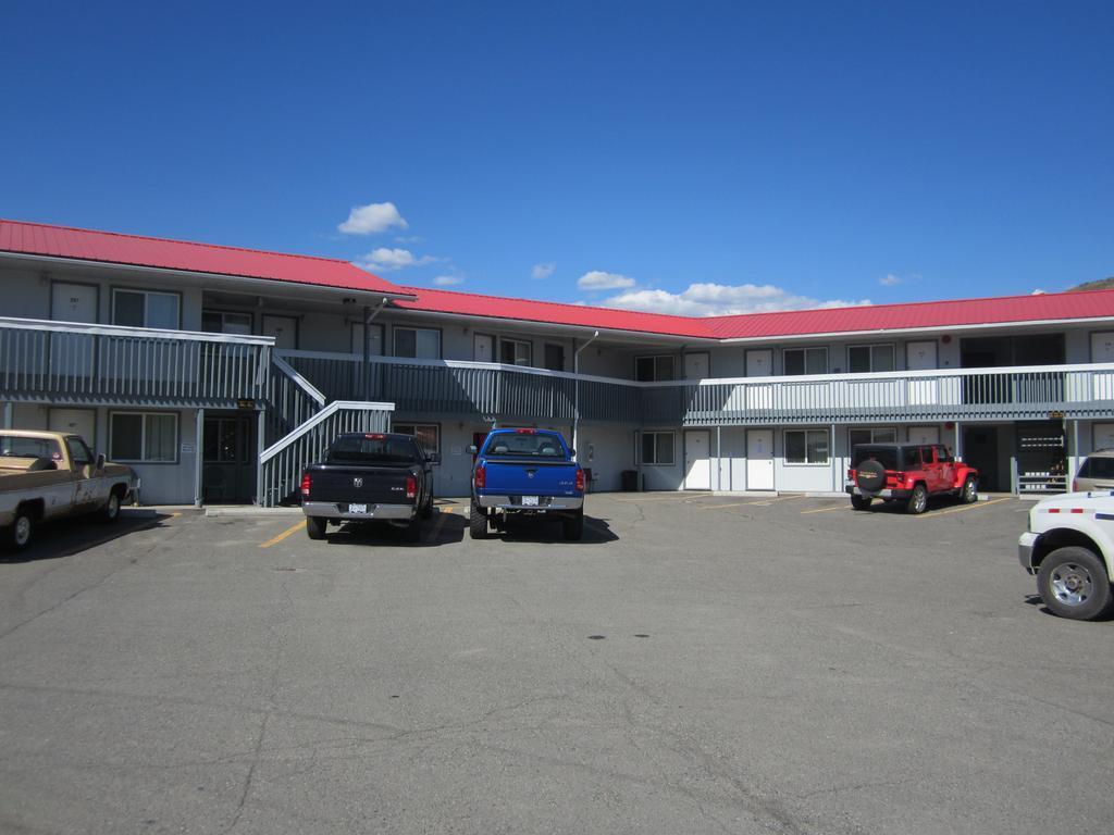 Canada'S Best Value Desert Inn & Suites Cache Creek Exteriér fotografie