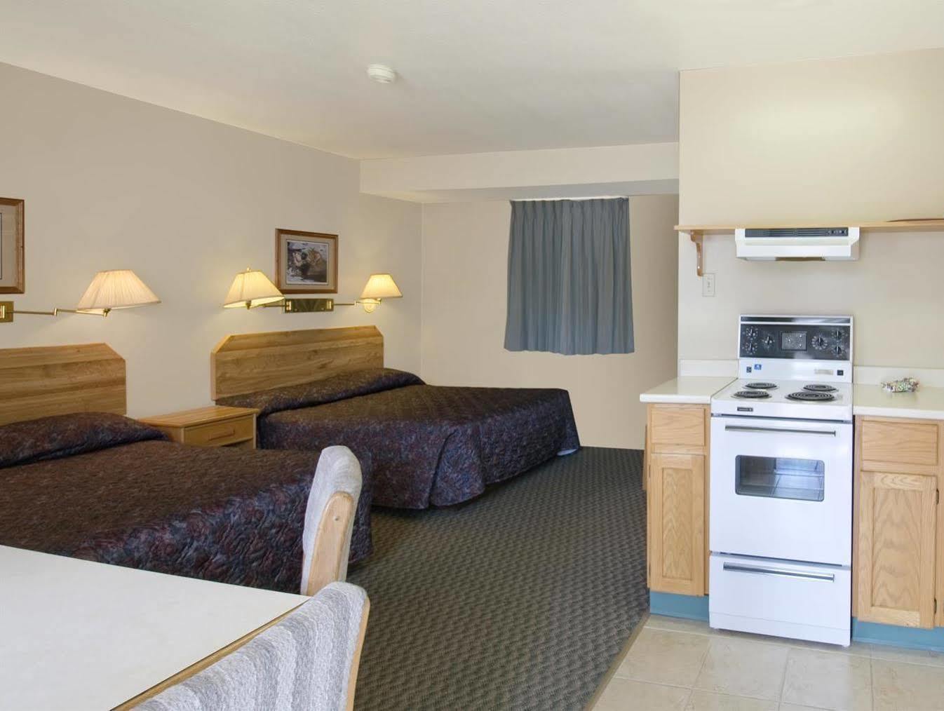 Canada'S Best Value Desert Inn & Suites Cache Creek Exteriér fotografie